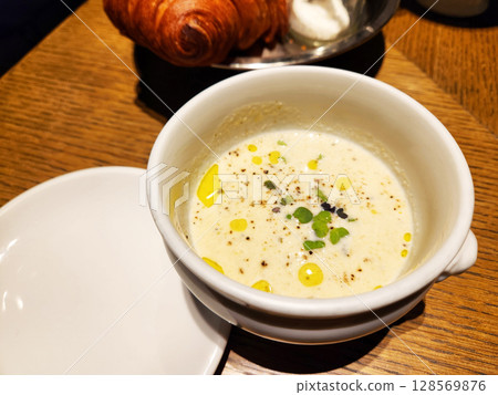 美味的早餐湯 128569876