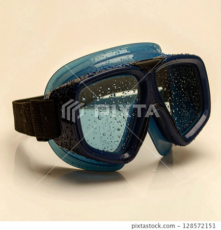 goggles, swim goggles, diving goggles, anti-fog lenses, waterproof goggles, silicone strap, pool goggles, beach goggles, kids goggles, adult goggles, lens cover, headband, clear lens, underwater goggl 128572151
