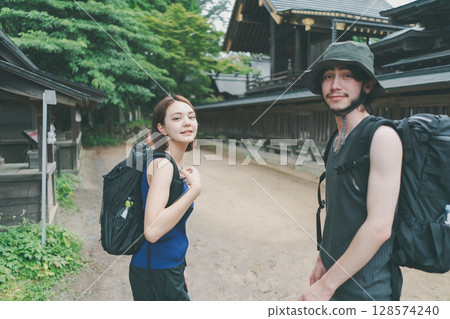 sightseeing, tourist, backpacker 128574240