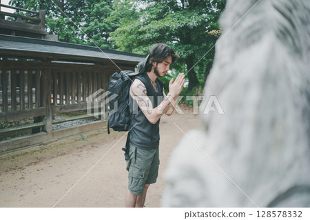 白人 外國人 觀光客 128578332