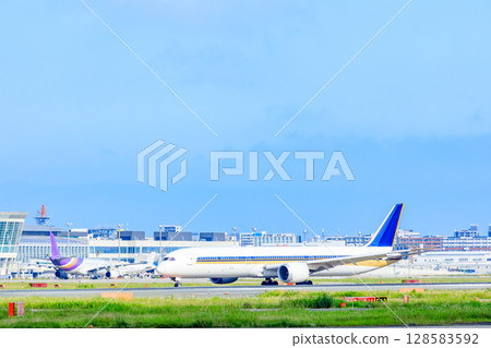 Fukuoka Airport in summer Fukuoka City, Fukuoka Prefecture 128583592