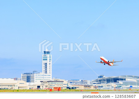 Fukuoka Airport in summer Fukuoka City, Fukuoka Prefecture Fukuoka Airport in summer Fukuoka City, Fukuoka Prefecture 128583607