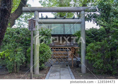 Summer in Kyoto: Fujimori Shrine, Soreisha 128584473