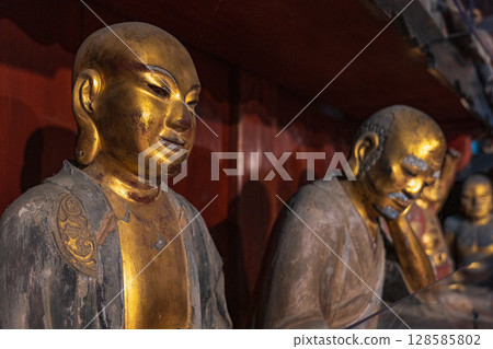 500 Arhats in the Arhat Hall of Hoonji Temple, Iwate 128585802