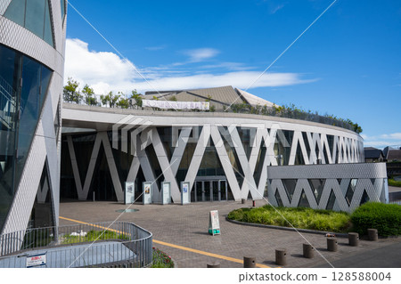 晴朗天氣下的大田區綜合體育館 128588004
