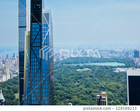 Manhattan Skyline View in New York USA 128589213