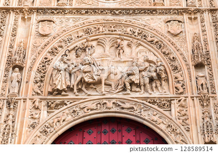 Intricate stone carvings on the Universidad de Salamanca highlight rich historical themes Intricate stone carvings on the Universidad de Salamanca highlight rich historical themes 128589514