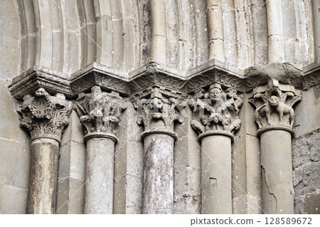 Intricate stone carvings of columns in Carcassonne, France Intricate stone carvings of columns in Carcassonne, France 128589672