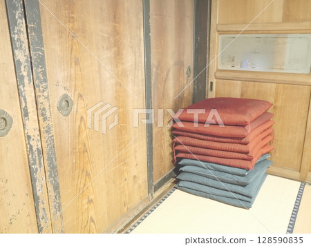 日本房屋:日式房間 日本房屋:日式房間 128590835