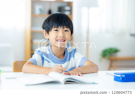 小學生要讀書 128604773