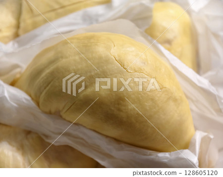 Fresh Durian Mon Thong Flesh Packed in Foam Box. Thai King of Fruits 128605120