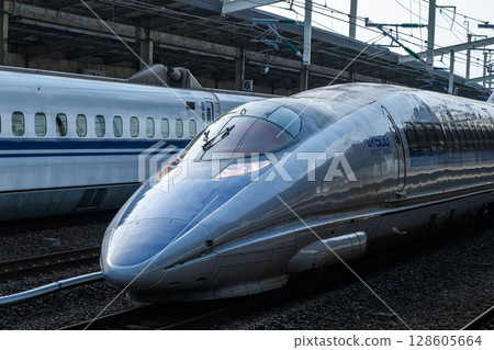 At Tokuyama Station on the Sanyo Shinkansen 128605664