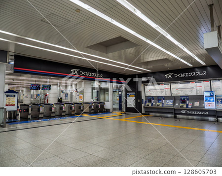 South ticket gate and ticket vending machine at Tsukuba Express Kita-Senju Station 128605703