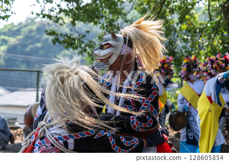 Traditional performing art of Hizen Saga: Menbukatsu Traditional performing art of Hizen Saga: Menbukatsu 128605854