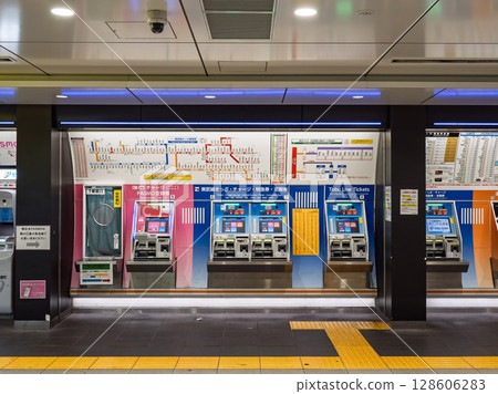 東武鐵道北千住站售票機 東武鐵道北千住站售票機 128606283