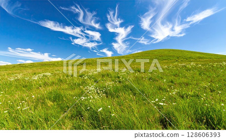 AI 圖片：湛藍的天空和美麗的綠色山丘 128606393