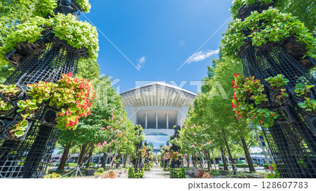 『埼玉縣』埼玉體育場2002年和公園的夏季風景 128607783