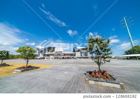 「埼玉縣」埼玉體育場2002年夏季場景南廣場 「埼玉縣」埼玉體育場2002年夏季場景南廣場 128608192