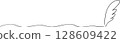 用羽毛筆畫的波浪線 128609422