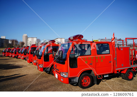 Fire engine Fire engine 128609761