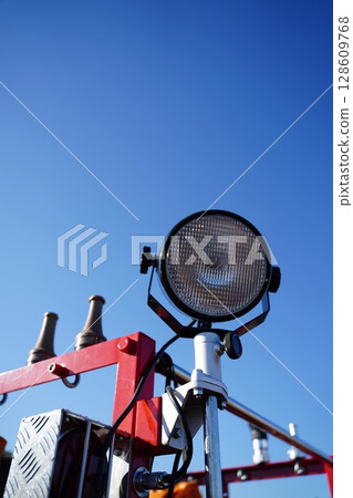 消防車 消防車 128609768