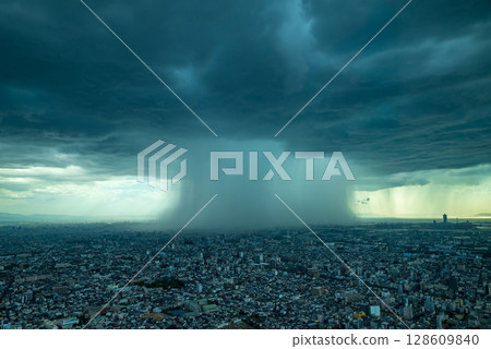 大阪出現巨大雨柱 128609840