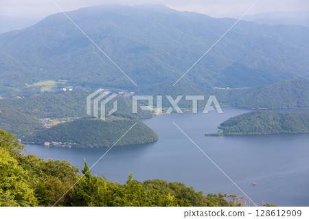 從福井縣五湖露台眺望三方五湖 128612909