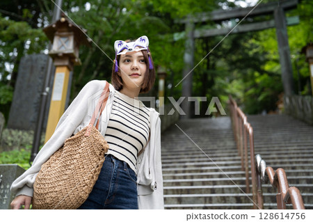 戴著狐狸面具的女人 128614756