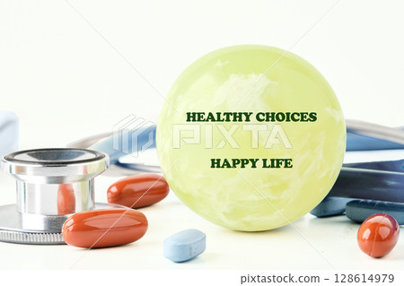 The concept phrase HEALTHY CHOICES HAPPY LIFE. Conversation, domestic, lifestyle, happiness, interaction concept 128614979