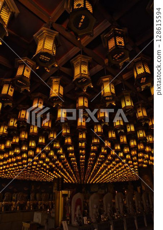 宮島彌山主寺大聖院的遍淨洞 宮島彌山主寺大聖院的遍淨洞 128615594