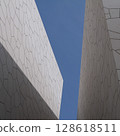 Blue sky seen from the Saudi Arabia Pavilion 128618511