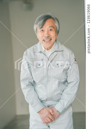 銀髮族 男人 男 128619066