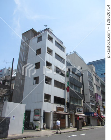 Near the south exit of Kanda Station 128620714