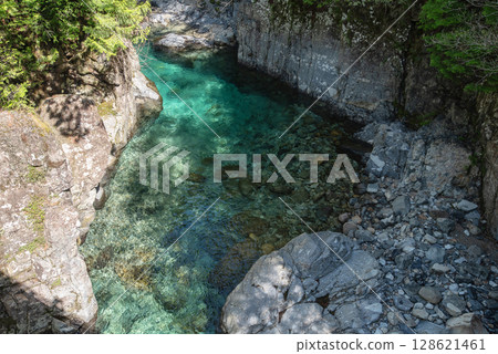 Trekking in Nagano Atera Valley Trekking in Nagano Atera Valley 128621461