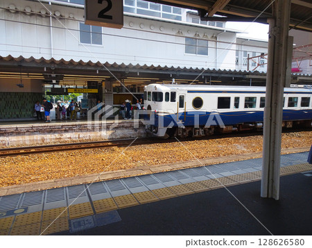 etSETOra（Etcetera）停靠廣島縣尾道市尾道站 128626580
