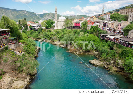 cityscape of Mostar and Neretva river, in Bosnia and Herzegovina 128627183