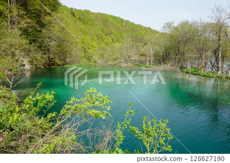 spectacular waterfalls and lakes of Plitvice Lakes National Park, in Croatia spectacular waterfalls and lakes of Plitvice Lakes National Park, in Croatia 128627190