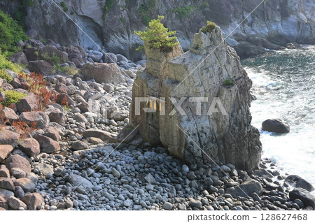 Izu Inatori Scissors Stone 12 Izu Inatori Scissors Stone 12 128627468