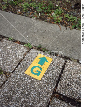 Gas pipe road marking material 128628094