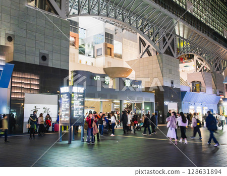 Kyoto Station Central Exit *Partly soft focus Kyoto Station Central Exit *Partly soft focus 128631894