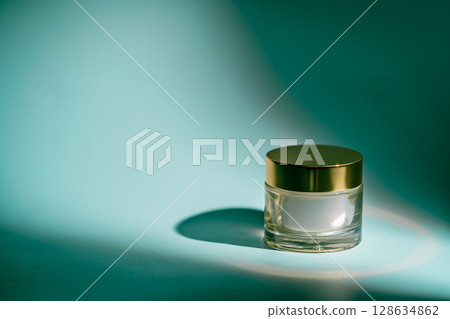 Glass skincare cream jar 128634862