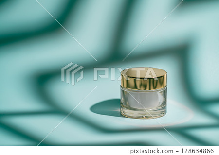 Glass skincare cream jar Glass skincare cream jar 128634866