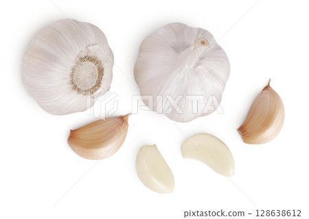 whole garlic and cloves isolated on white background. Top view. Flat lay. 128638612