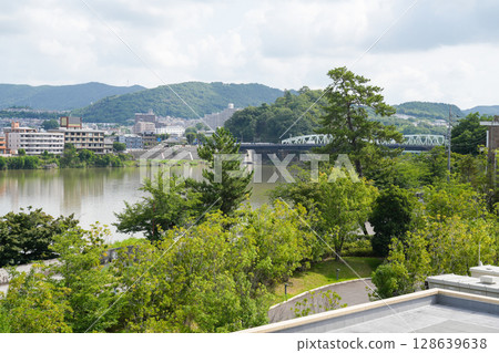 國寶犬山城附近的「犬山有樂園英迪格飯店」及其眺望的景色 128639638