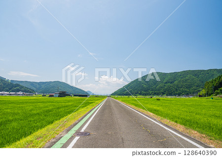 Rural scenery of Nishiasai, Lake Biwa, Nagahama City 128640390