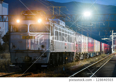 JR貨運 EF81 303號 銀釜 128640503