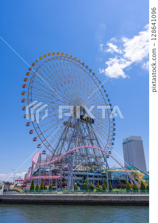 [豎圖]橫濱太空世界的摩天輪Cosmo Clock 21 128641096