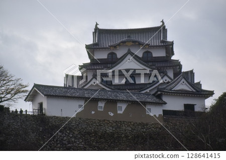 Hikone castle 128641415