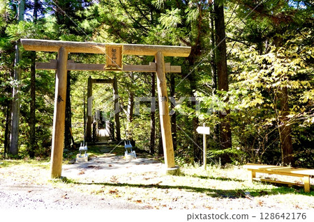Himebuchi: A famous spot on the way to Akazawa Natural Recreation Forest, Agematsu Town, Kiso District, Nagano Prefecture Himebuchi: A famous spot on the way to Akazawa Natural Recreation Forest, Agematsu Town, Kiso District, Nagano Prefecture 128642176