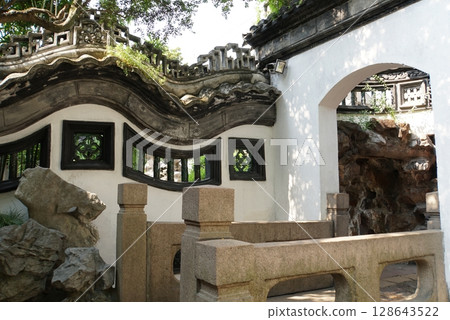 Yuyuan Garden, Garden Scenery, Shanghai 128643522